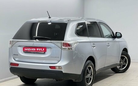 Mitsubishi Outlander III рестайлинг 3, 2012 год, 1 245 000 рублей, 2 фотография