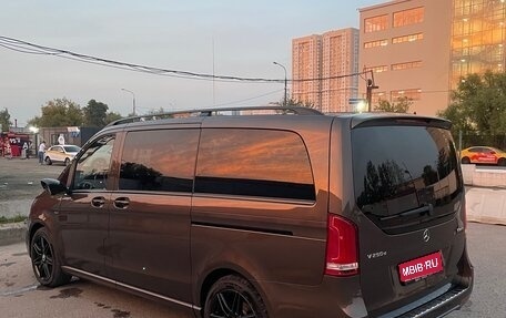Mercedes-Benz V-Класс, 2019 год, 6 650 000 рублей, 1 фотография