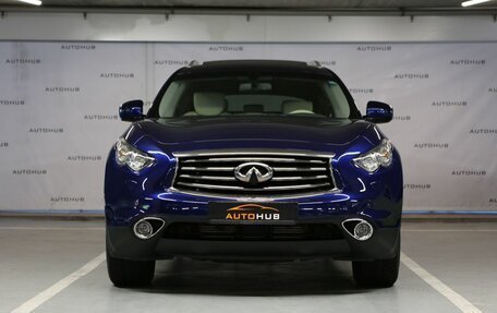 Infiniti QX70, 2016 год, 2 100 000 рублей, 2 фотография