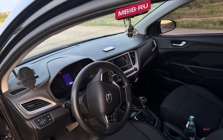Hyundai Solaris II рестайлинг, 2021 год, 1 650 000 рублей, 4 фотография