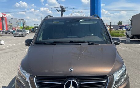 Mercedes-Benz V-Класс, 2019 год, 6 650 000 рублей, 2 фотография