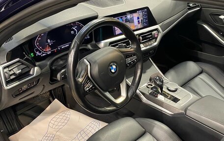BMW 3 серия, 2019 год, 3 890 000 рублей, 9 фотография