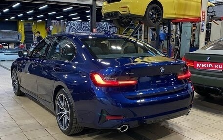 BMW 3 серия, 2019 год, 3 890 000 рублей, 4 фотография