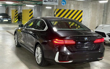 BMW 5 серия, 2024 год, 7 100 000 рублей, 5 фотография