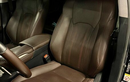 Lexus RX IV рестайлинг, 2019 год, 4 750 000 рублей, 10 фотография