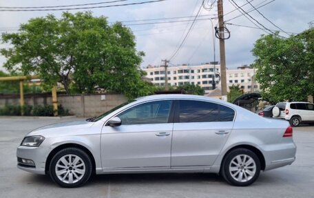 Volkswagen Passat B7, 2011 год, 980 000 рублей, 4 фотография