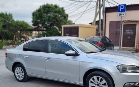 Volkswagen Passat B7, 2011 год, 980 000 рублей, 2 фотография