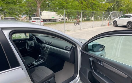Volkswagen Passat B7, 2011 год, 980 000 рублей, 6 фотография