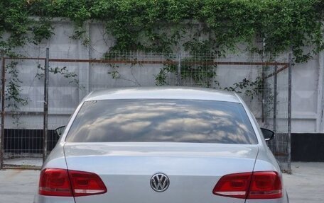 Volkswagen Passat B7, 2011 год, 980 000 рублей, 5 фотография
