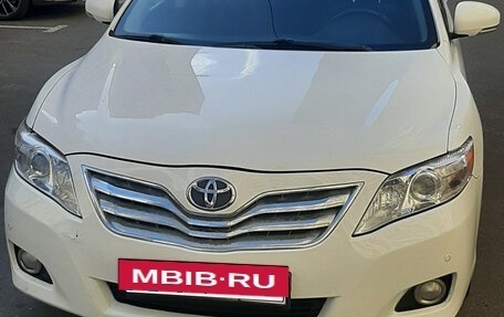 Toyota Camry, 2010 год, 1 295 000 рублей, 2 фотография