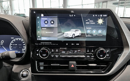 Toyota Highlander, 2025 год, 6 100 000 рублей, 19 фотография