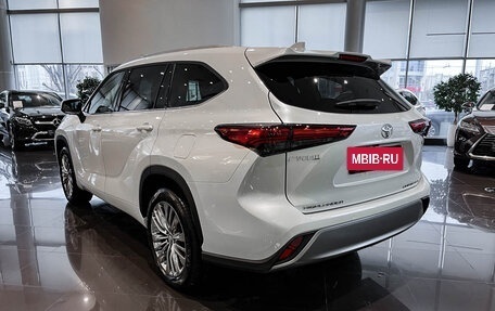 Toyota Highlander, 2025 год, 6 100 000 рублей, 11 фотография