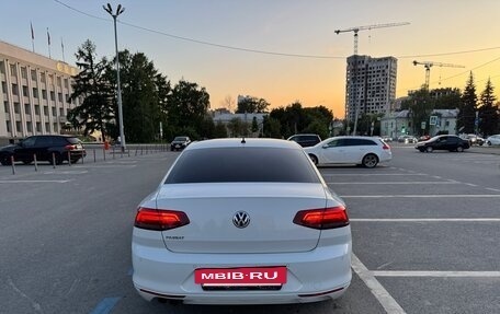 Volkswagen Passat B8 рестайлинг, 2018 год, 2 420 000 рублей, 8 фотография