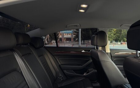 Volkswagen Passat B8 рестайлинг, 2018 год, 2 420 000 рублей, 11 фотография