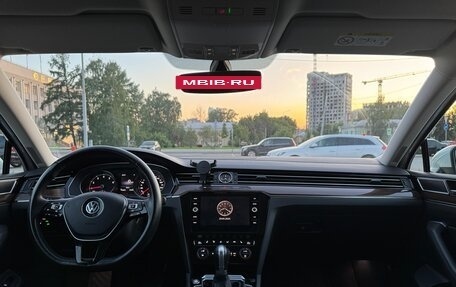 Volkswagen Passat B8 рестайлинг, 2018 год, 2 420 000 рублей, 13 фотография