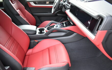 Porsche Cayenne III, 2025 год, 21 750 000 рублей, 13 фотография