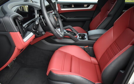 Porsche Cayenne III, 2025 год, 21 750 000 рублей, 10 фотография