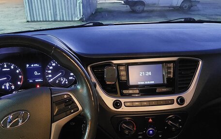Hyundai Solaris II рестайлинг, 2018 год, 1 480 000 рублей, 13 фотография