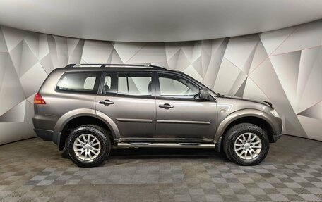 Mitsubishi Pajero Sport II рестайлинг, 2012 год, 1 355 000 рублей, 6 фотография