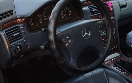 Mercedes-Benz E-Класс, 1999 год, 495 000 рублей, 8 фотография