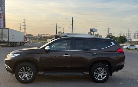 Mitsubishi Pajero Sport III рестайлинг, 2019 год, 3 800 000 рублей, 3 фотография