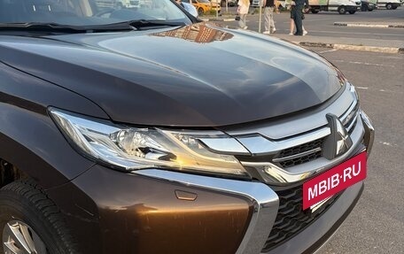 Mitsubishi Pajero Sport III рестайлинг, 2019 год, 3 800 000 рублей, 9 фотография
