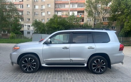 Toyota Land Cruiser 200, 2014 год, 4 150 000 рублей, 3 фотография