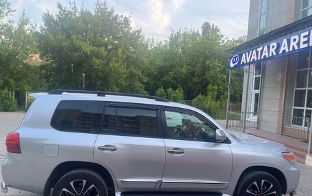 Toyota Land Cruiser 200, 2014 год, 4 150 000 рублей, 7 фотография