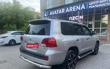 Toyota Land Cruiser 200, 2014 год, 4 150 000 рублей, 6 фотография