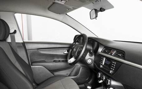 KIA Rio IV, 2018 год, 1 541 200 рублей, 5 фотография