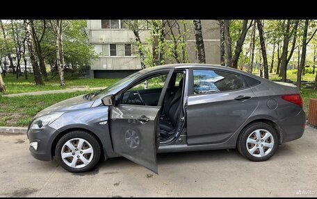 Hyundai Solaris II рестайлинг, 2014 год, 930 000 рублей, 3 фотография