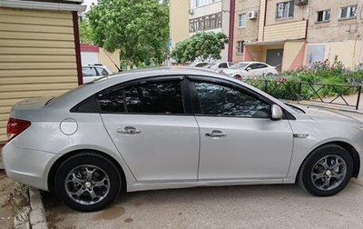 Chevrolet Cruze II, 2010 год, 700 000 рублей, 1 фотография
