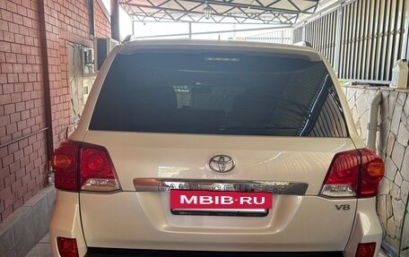 Toyota Land Cruiser 200, 2014 год, 4 500 000 рублей, 5 фотография