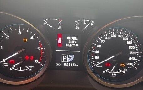 Toyota Land Cruiser 200, 2014 год, 4 500 000 рублей, 11 фотография