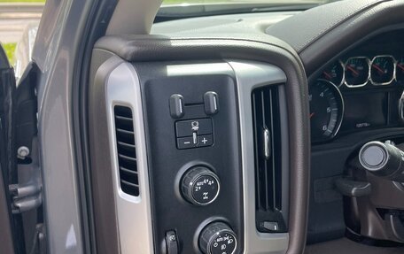 GMC Sierra, 2016 год, 4 800 000 рублей, 11 фотография