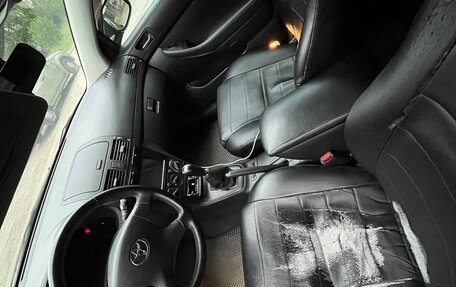 Toyota Avensis III рестайлинг, 2008 год, 1 270 000 рублей, 33 фотография