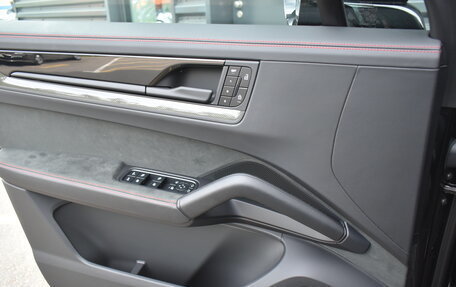 Porsche Cayenne III, 2025 год, 23 800 000 рублей, 29 фотография