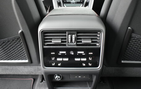 Porsche Cayenne III, 2025 год, 23 800 000 рублей, 22 фотография