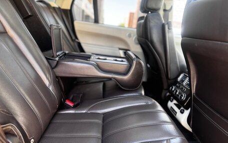 Land Rover Range Rover IV рестайлинг, 2015 год, 4 300 000 рублей, 29 фотография