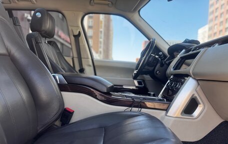 Land Rover Range Rover IV рестайлинг, 2015 год, 4 300 000 рублей, 34 фотография