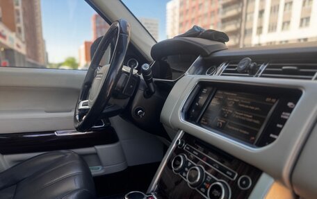 Land Rover Range Rover IV рестайлинг, 2015 год, 4 300 000 рублей, 31 фотография