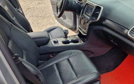 Jeep Grand Cherokee, 2013 год, 2 100 000 рублей, 12 фотография