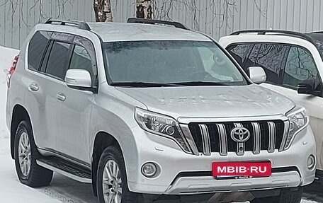 Toyota Land Cruiser Prado 150 рестайлинг 2, 2014 год, 3 400 000 рублей, 11 фотография