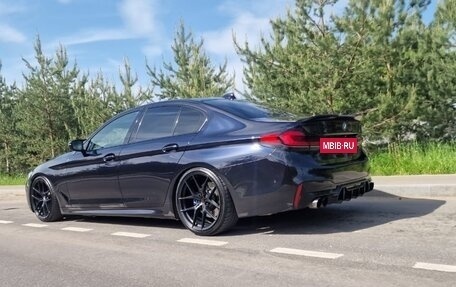 BMW 5 серия, 2017 год, 2 900 000 рублей, 9 фотография
