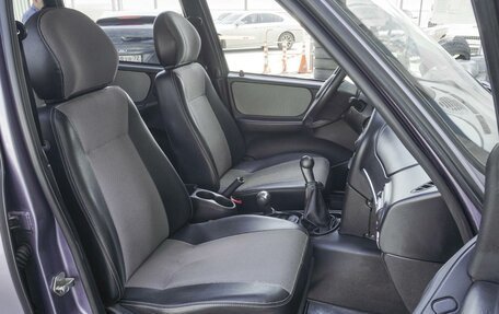 Chevrolet Niva I рестайлинг, 2010 год, 719 000 рублей, 8 фотография