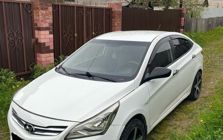 Hyundai Solaris II рестайлинг, 2016 год, 870 000 рублей, 2 фотография