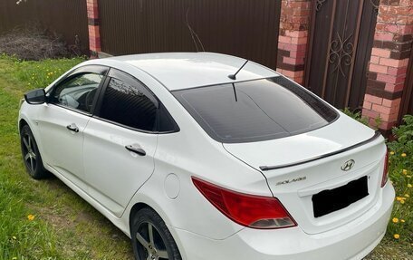 Hyundai Solaris II рестайлинг, 2016 год, 870 000 рублей, 5 фотография