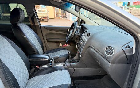 Ford Focus II рестайлинг, 2006 год, 535 000 рублей, 15 фотография