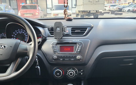 KIA Rio III рестайлинг, 2012 год, 900 000 рублей, 3 фотография