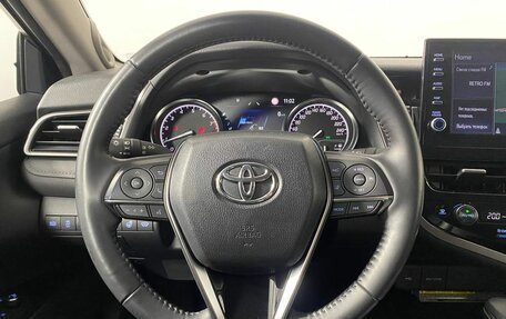 Toyota Camry, 2021 год, 3 300 000 рублей, 13 фотография